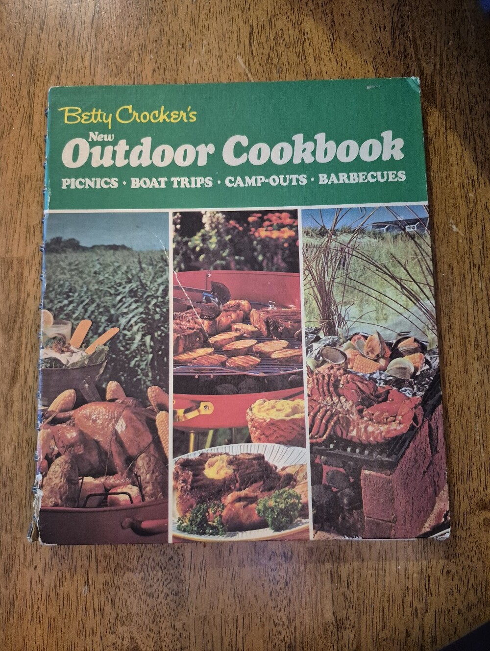 Vintage Betty Crocker Outdoor Cookbokk